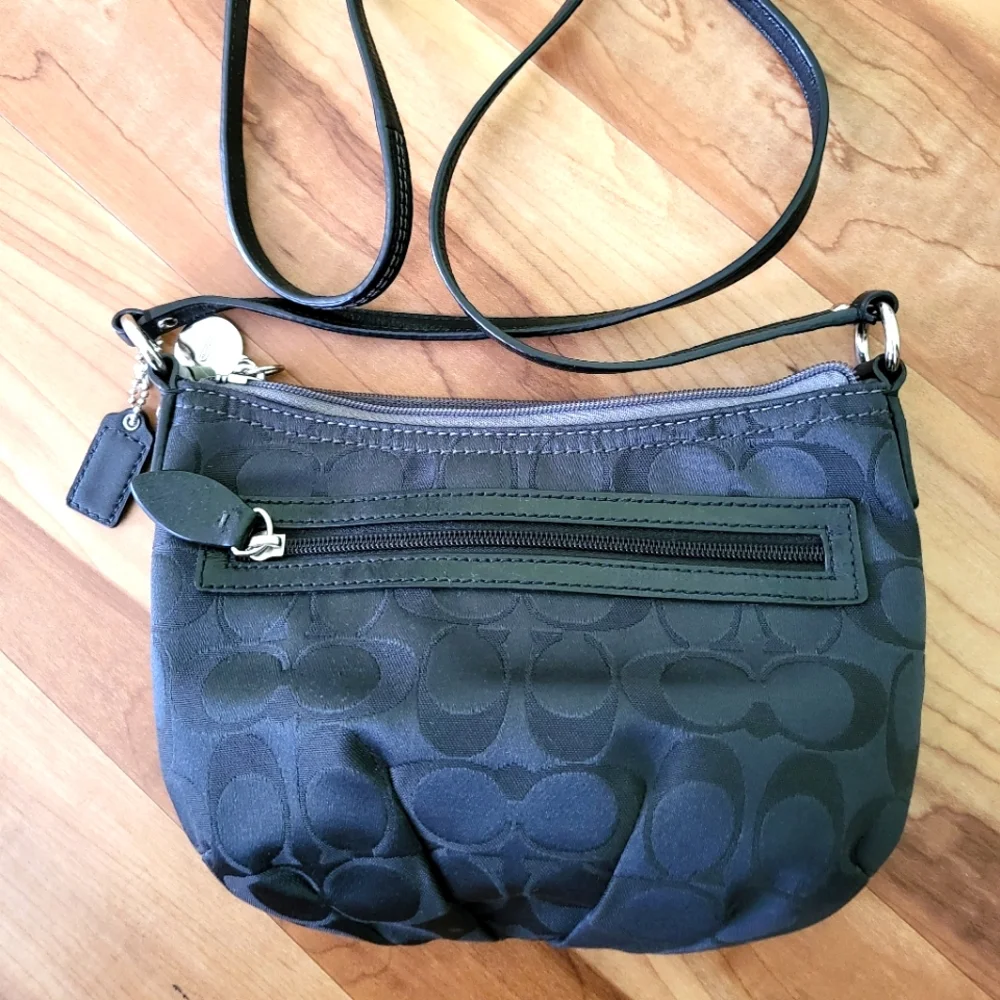 SOLD COACH  •  Signature Sateen Swing Pack Purse - Picture 2 of 5